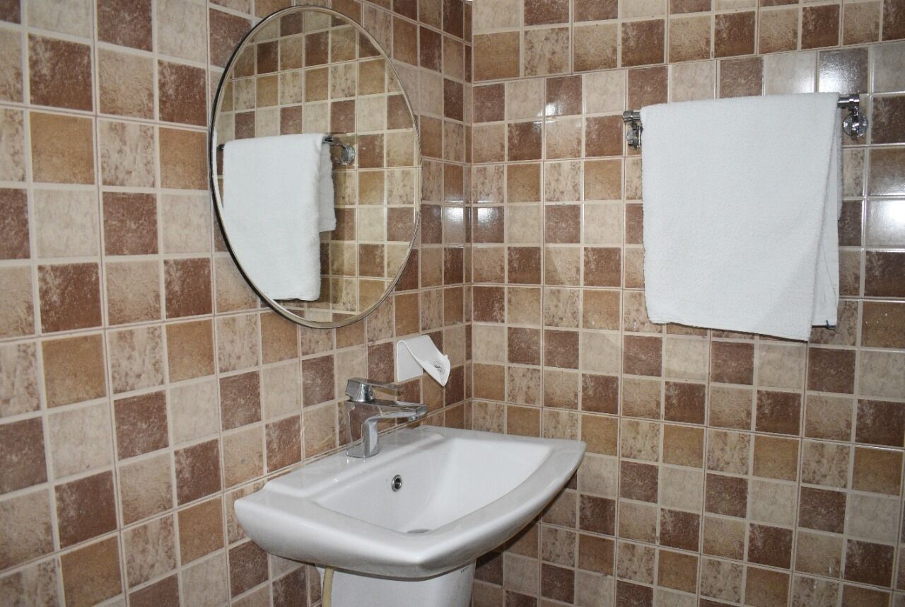 Quarto luxo | Banheiro