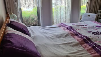 4 dormitorios, tabla de planchar con plancha, Internet y ropa de cama