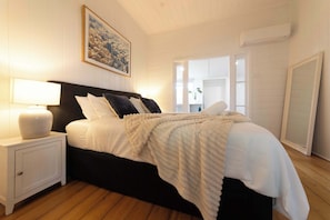 4 多间卧室、办公桌、熨斗/熨衣板、WiFi