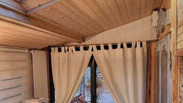 1 chambre, fer et planche Ă repasser, lit parapluie, Wi-Fi gratuit