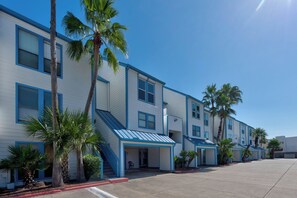 Exterior - First-Floor Waterfront Condo | Pool, Hot Tub & Canal Views (Corpus Christi)