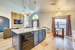 Interior - 10 Mi to Disney: Family Retreat w/ Game Room! (Davenport)