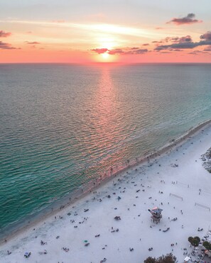 Beach nearby - LBK Whitney Beach Retreat 1 (Longboat Key)