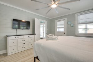 House (3 Bedrooms) | Interior - Walk to Shore: Home w/ Deck in North Myrtle Beach (North Myrtle Beach)