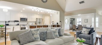 Near Rev & Civil War History Museums! Camden Home