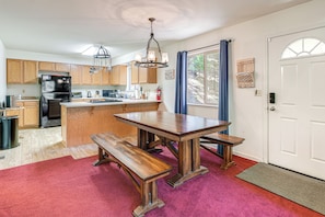 House (3 Bedrooms) | Interior - Hike, Swim, Golf: Family Retreat in Arnold! (Arnold)