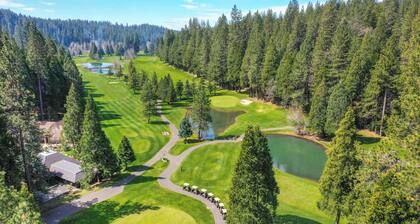 Walk to Fly-in Lake: Blue Lake Springs Cabin!