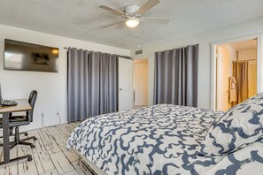 House (3 Bedrooms) | Interior - Welcoming Group Getaway w/ Pool & Patio in Peoria! (Peoria)