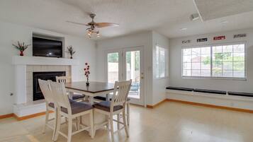 Casa (3 Bedrooms) | Parte interna