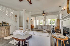 House (4 Bedrooms) | Interior