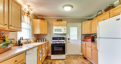 8 Mi to Clemson: Peaceful Family Home w/ Yard