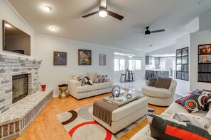 House (4 Bedrooms) | Interior - Pool, Spa & Mountain Views: Apple Valley Retreat! (Apple Valley)