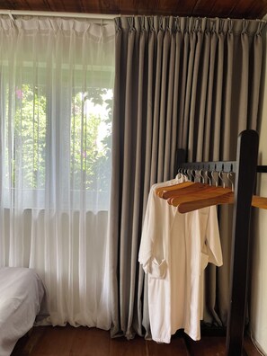 Deluxe Double Room, Garden View