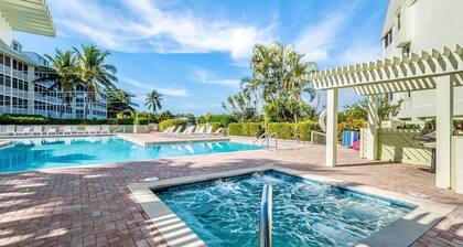 South Seas Bayside Villa 4102