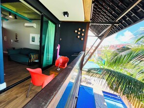 Comfort-Apartment, Poolblick | Blick auf den Garten