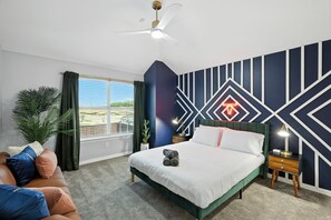 5 makuuhuonetta, silitysrauta/-lauta, Wi-Fi, vuodevaatteet