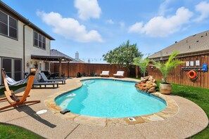 Pool - 5BD/3BA Pool Oasis – Come Rest, Relax & Recharge (Burleson)