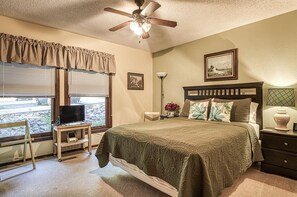 2 室のベッドルーム、アイロン / アイロン台、インターネット、ベッドシーツ