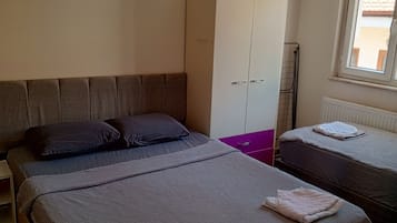 Blendingsgardiner, strykejern/-brett og wi-fi (inkludert)