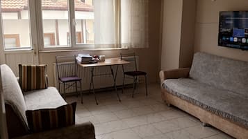 Apartment, Balkon, Stadtblick | Wohnbereich