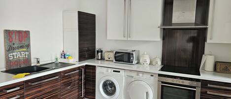 Appartement, balcon, vue jardin | Coin cuisine privé