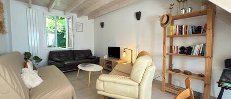 Apartment | Living room