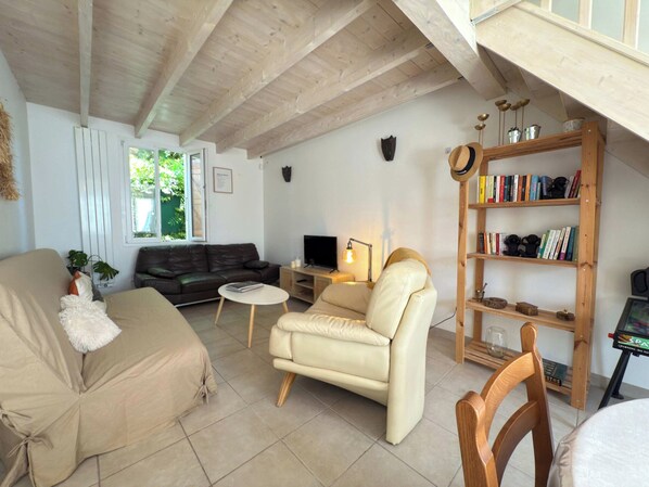 Apartment | Living room