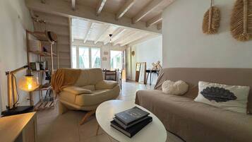 Apartment | Living room