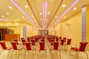 House | Meeting facility