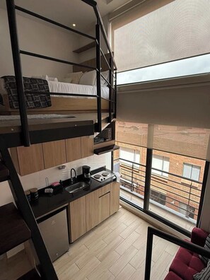 1 chambre, fer et planche à repasser, Wi-Fi, draps fournis