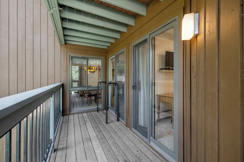 Mountain Comfort in the Heart of Keystone!