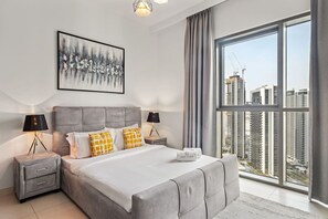 2 soverom, skrivebord, strykejern/-brett og wi-fi