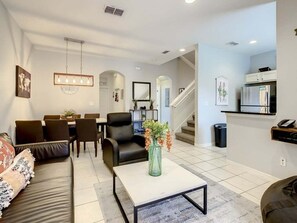Living area - 4br Townhome Near Disney W/ Resort Amenities 4 Bedroom Townhouse (Kissimmee)