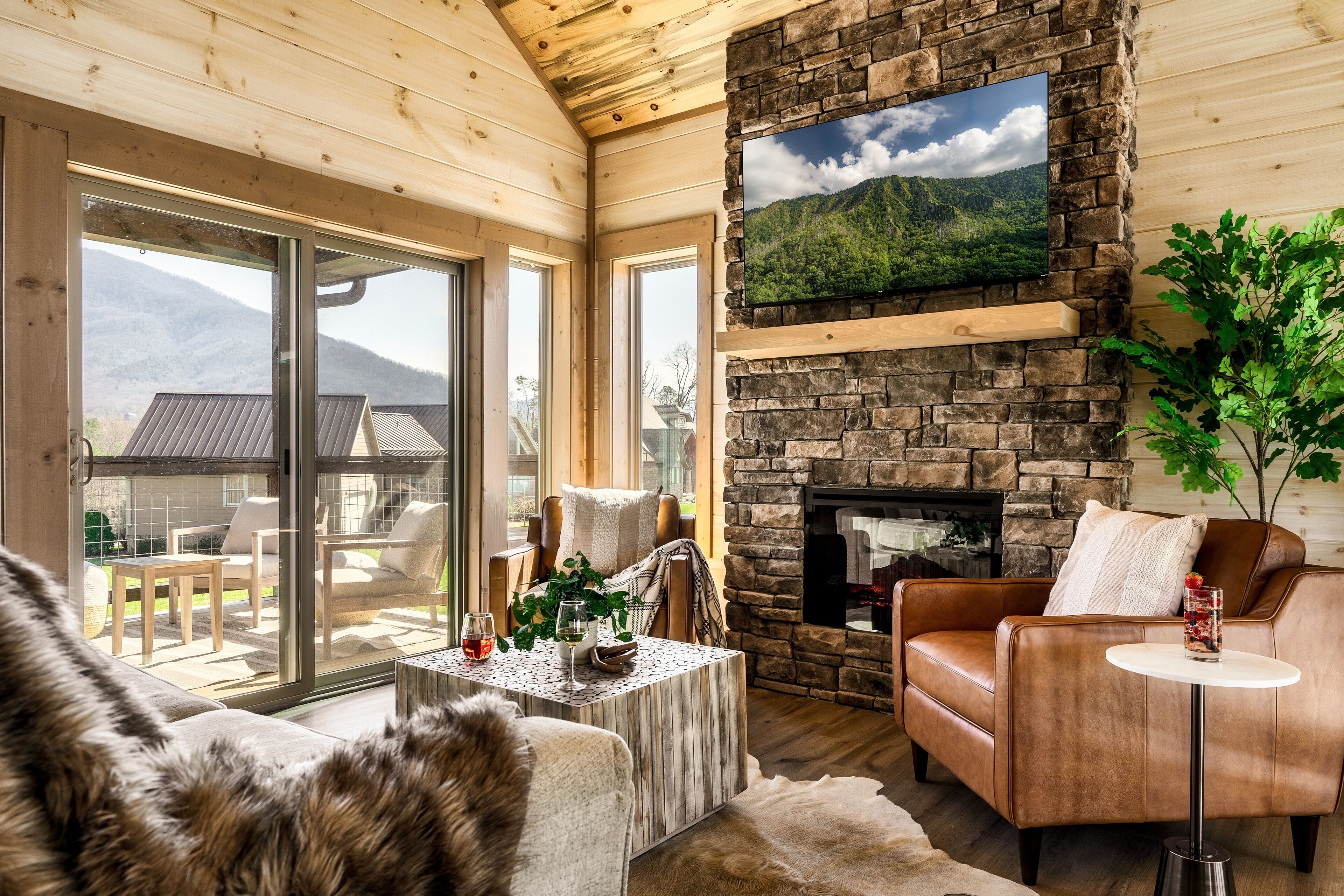 小屋, 4 間臥室 | 客廳