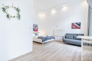 Smart TV - Brilliant 2 Apts. - Perfect for Long Stays (Wien)