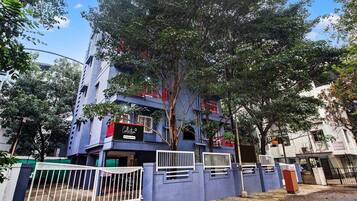 House | Bahagian luar