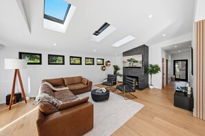 Smart TV, fireplace, offices