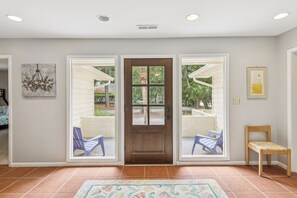 Interior - Cozy, Private 3 BR Home in Palmetto Dunes, Short Walk to Beach (Hilton Head Island)