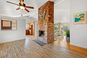 独立别墅 | 3 多间卧室、高速上网