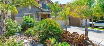 Bright Airy 5B Home Workspace Outdoor Lounge