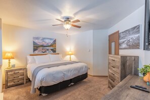 3 Schlafzimmer, Bügeleisen/Bügelbrett, WLAN, Bettwäsche