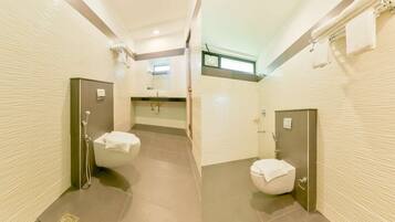 House | Bathroom