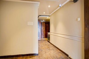 House | Interior - Collection O Viman Nagar Downtown (Pune)