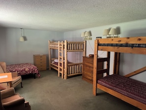 1 chambre, literie fournie
