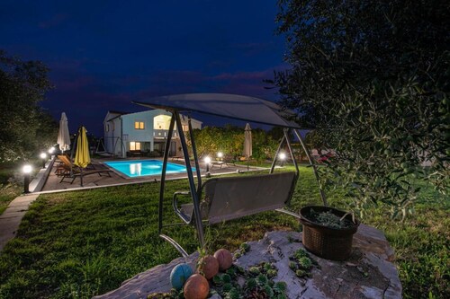 Villa Marina Bliss - Three Bedroom Villa, Sleeps 8