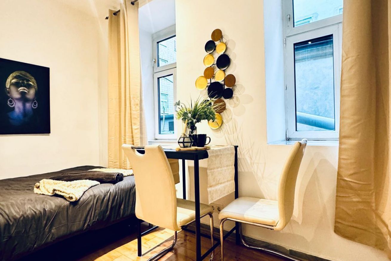 1 bedroom, iron/ironing board, bed sheets