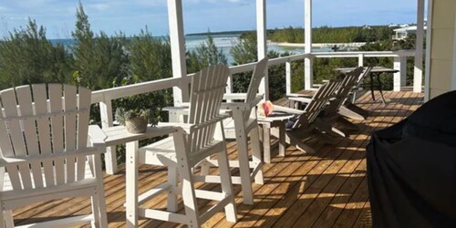 Hilltop House GTC
Exceptional views of Cocoa Bay and  Atlantic Ocean