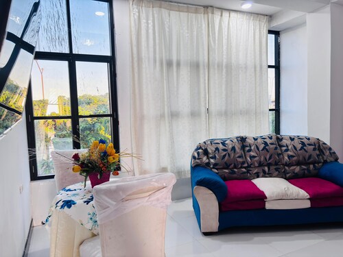 Clean and elegant apartment in the center of the city with beautiful views