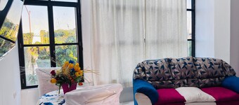 Clean and elegant apartment in the center of the city with beautiful views