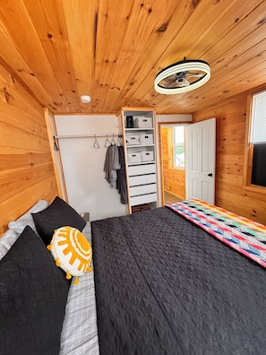 4 habitaciones, cuna de viaje, wifi gratis y ropa de cama